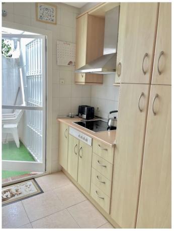 Chalet adosado en calle Monte Mayor, 15