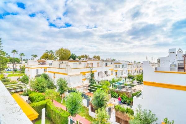 Chalet adosado en Urbanización Marbellamar s/n