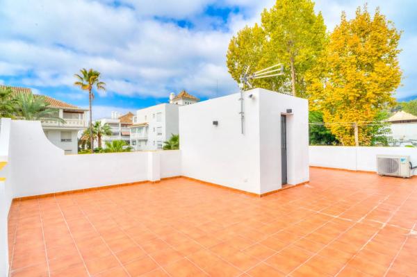 Chalet adosado en Urbanización Marbellamar s/n