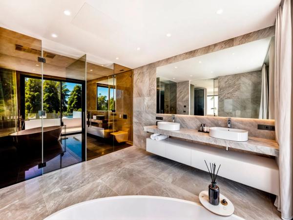 Casa independiente en calle Sierra Bermeja