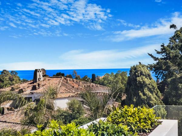 Casa independiente en calle Sierra Bermeja