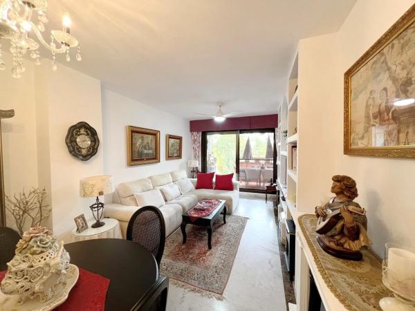 Piso en avenida Conde Rudi, 2