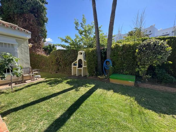 Casa independiente en calle Velázquez, 9
