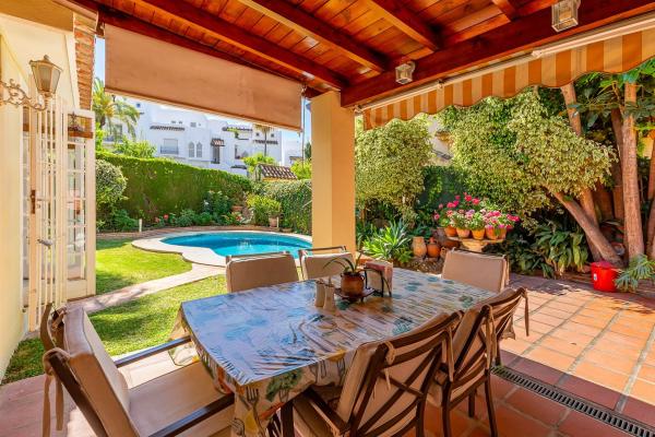 Casa independiente en calle Velázquez, 9