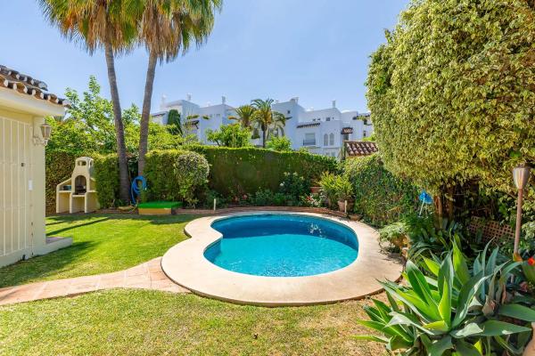 Casa independiente en calle Velázquez, 9