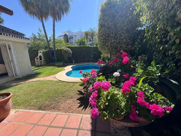 Casa independiente en calle Velázquez, 9