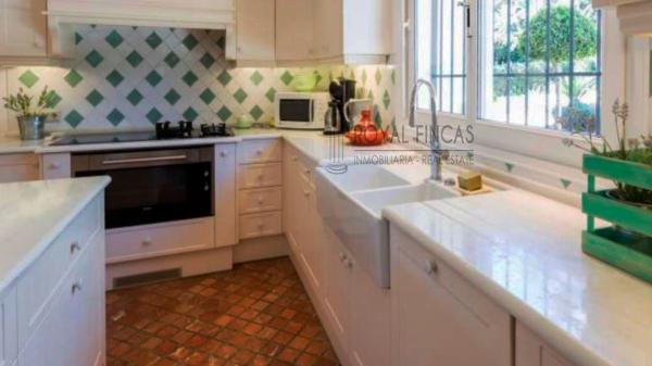 Casa independiente en Nagüeles-Milla de Oro, Marbella s/n