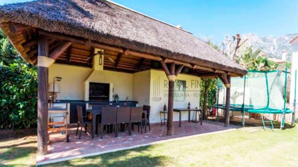 Casa independiente en Nagüeles-Milla de Oro, Marbella s/n