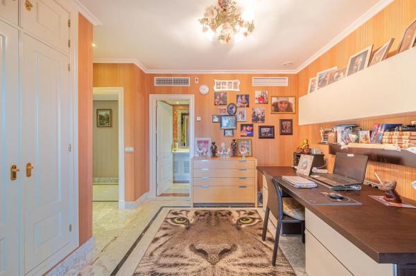 Piso en Urbanización Monte Paraíso, 3