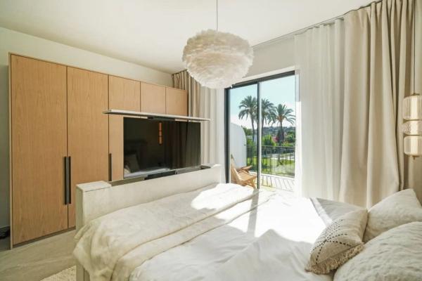 Chalet adosado en calle Al-andalus