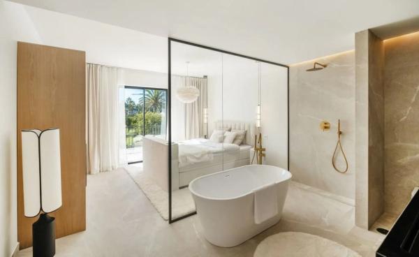 Chalet adosado en calle Al-andalus