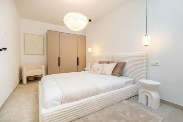 Chalet adosado en calle Al-andalus