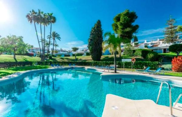 Piso en avenida Valle del Golf