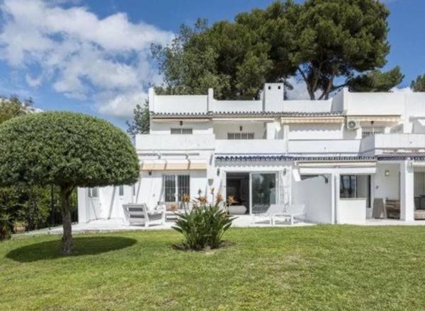 Piso en avenida Valle del Golf