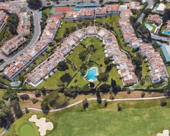 Piso en avenida Valle del Golf