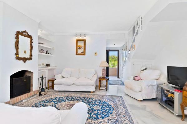 Chalet adosado en Urbanización los Olivos I, 5