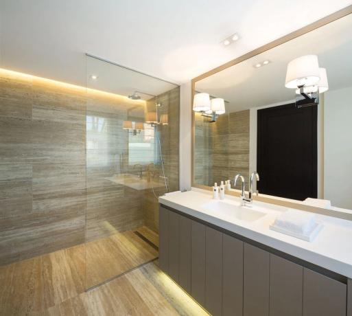 Casa independiente en calle las Aguilas