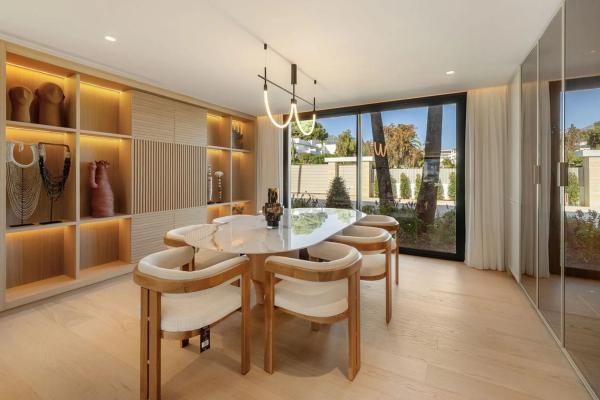 Casa independiente en calle Levante