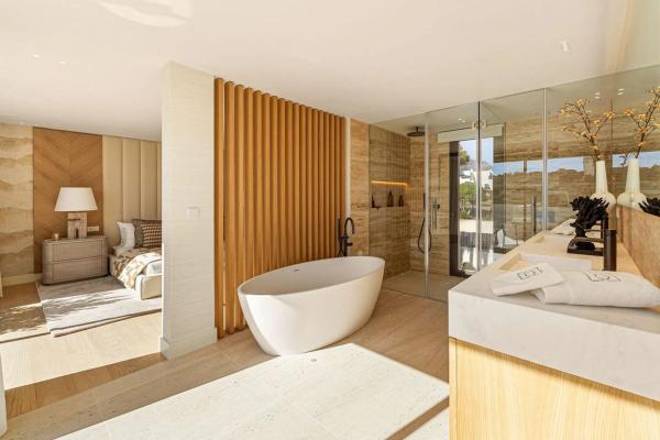 Casa independiente en calle Levante