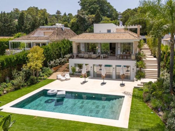Casa independiente en avenida del Prado