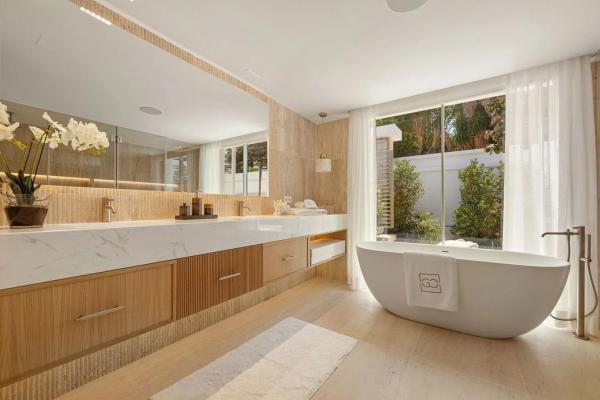 Casa independiente en avenida del Prado