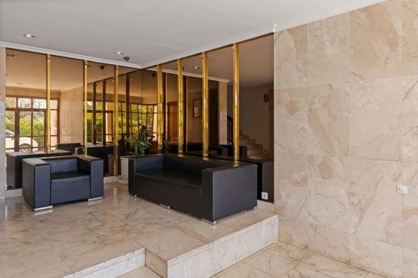 Estudio en avenida del Prado, 16