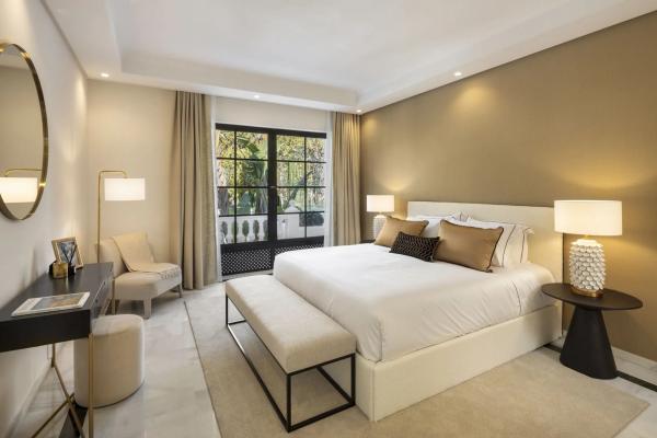 Casa independiente en Urbanizacion Nva Andalucia Aloha