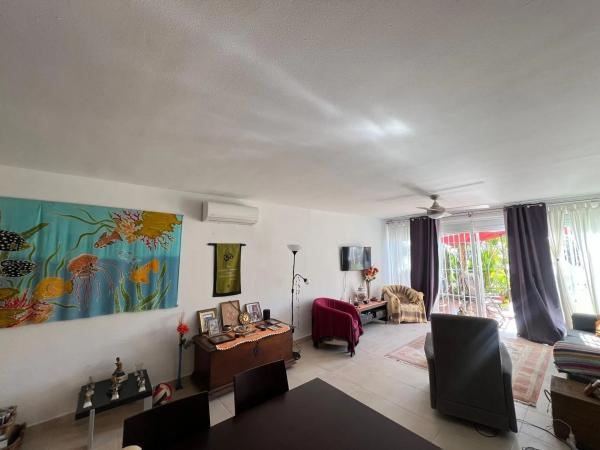 Piso en Barrio Aloha