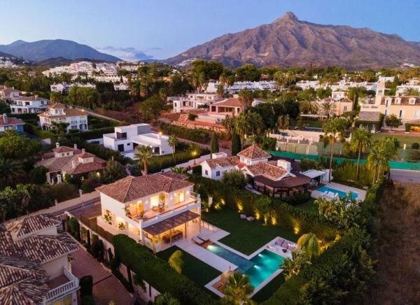 Casa independiente en avenida del Prado