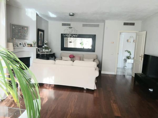 Ático en Urbanización Los Naranjos de Marbella, 1 Fase