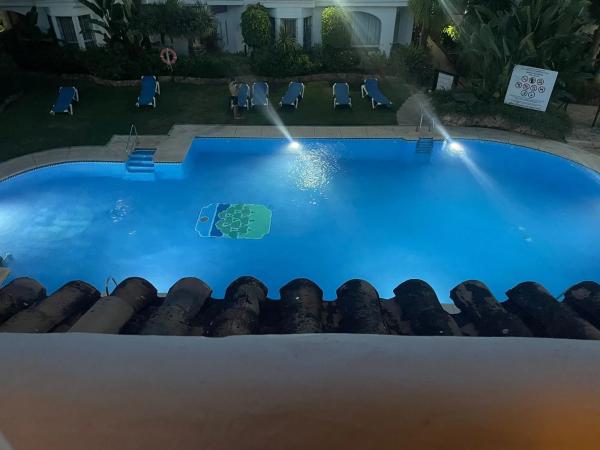 Ático en Urbanización Los Naranjos de Marbella, 1 Fase