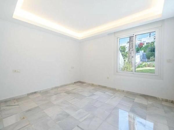 Chalet adosado en calle Pablo Picasso