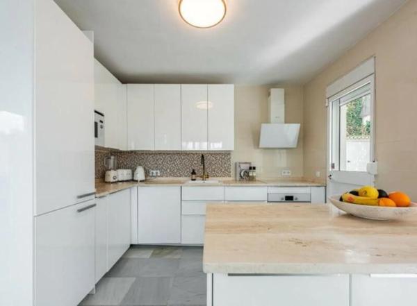 Casa independiente en camino del Ángel