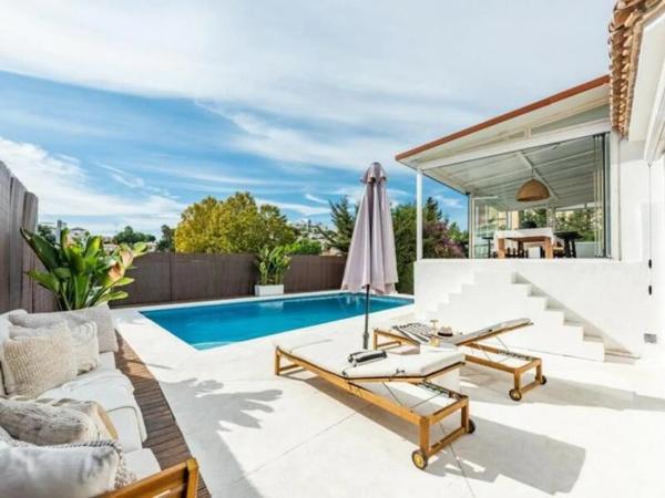 Casa independiente en camino del Ángel