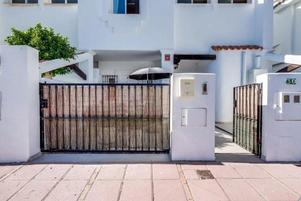 Chalet adosado en Urbanización Los Naranjos de Marbella