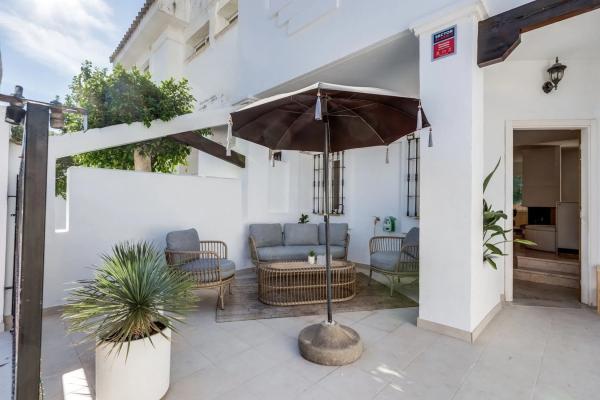 Chalet adosado en Urbanización Los Naranjos de Marbella