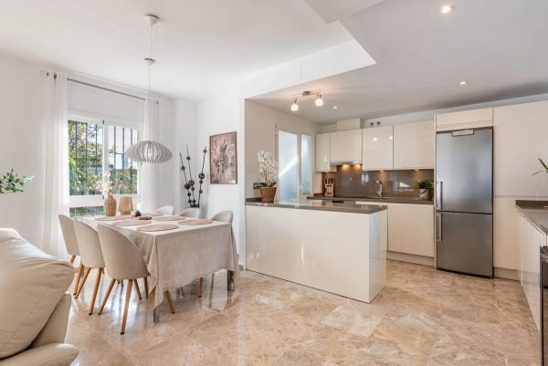 Dúplex en Urbanización Los Naranjos de Marbella, 7 fase