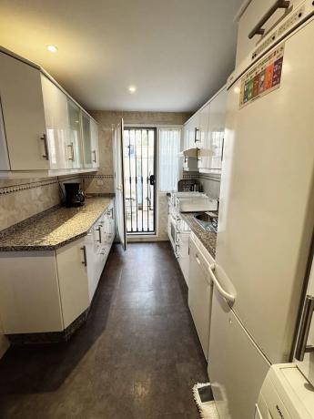 Piso en Urbanización Los Naranjos de Marbella, 1