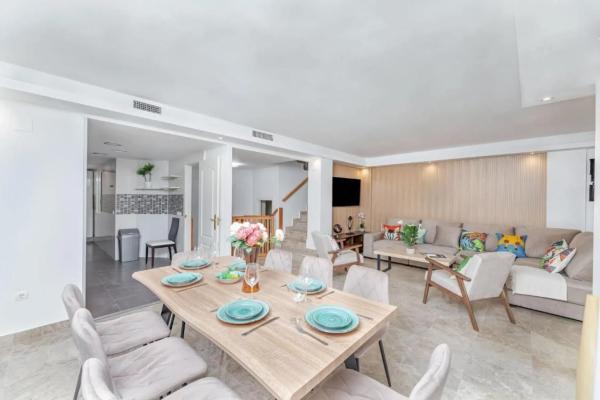 Chalet adosado en calle Almogía s/n