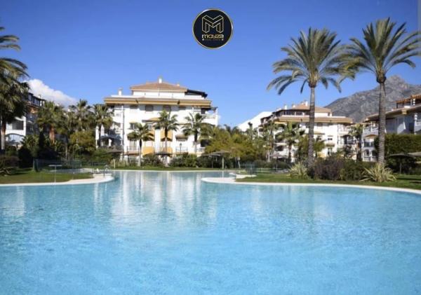 Piso en Barrio La Dama de Noche-La Alzambra