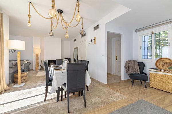 Piso en Barrio La Dama de Noche-La Alzambra