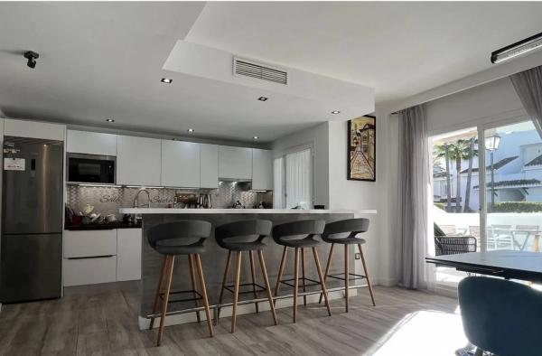 Piso en Barrio La Dama de Noche-La Alzambra