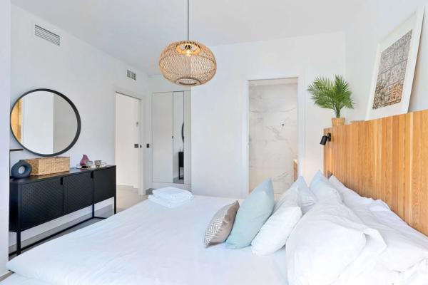 Dúplex en Urbanización Los Naranjos de Marbella, 2