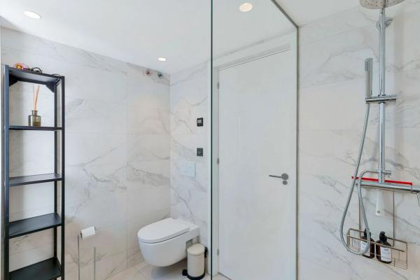 Dúplex en Urbanización Los Naranjos de Marbella, 2