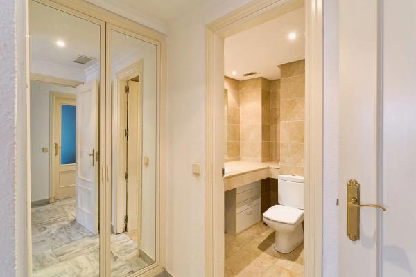 Piso en avenida Príncipe Salman, 1