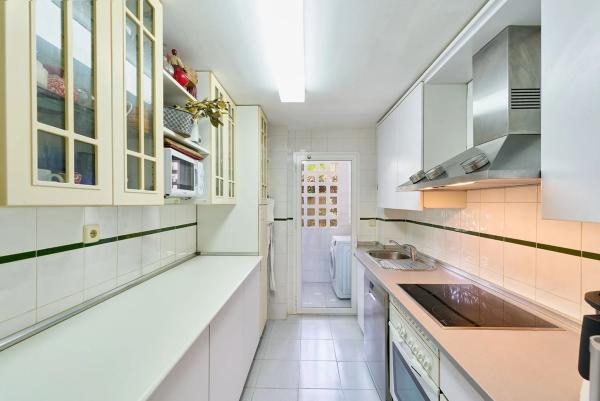 Piso en avenida Príncipe Salman, 1