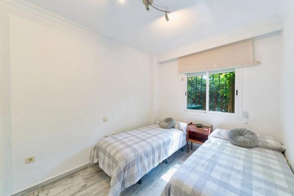 Piso en avenida Príncipe Salman, 1