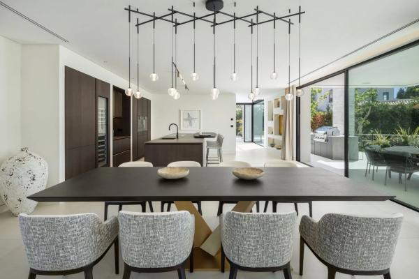 Casa independiente en calle Alonso Cano