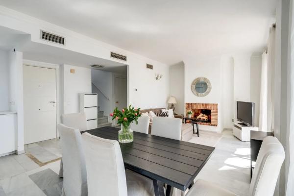 Dúplex en Urbanización Los Naranjos de Marbella, 28 -22