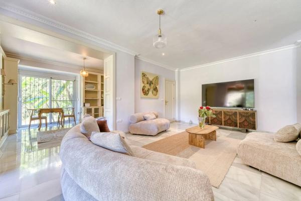 Casa independiente en calle 01d Nva Andaluc